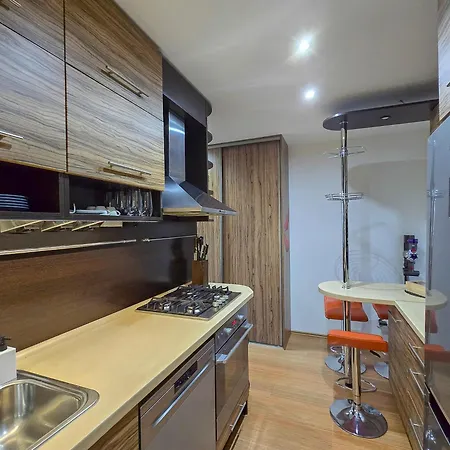 Adj Apartmens