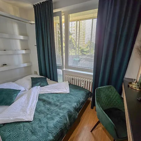 Lejlighed Adj Apartmens *