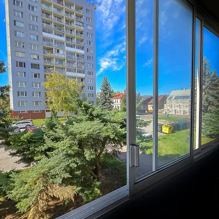 Adj Apartmens Lejlighed *